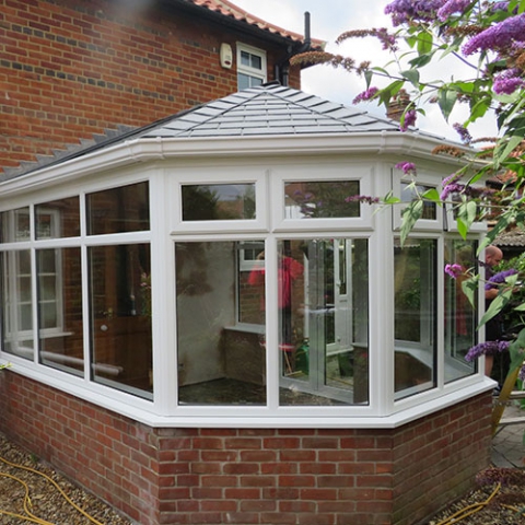 3 Reasons to Convert to a Solid Conservatory Roof
